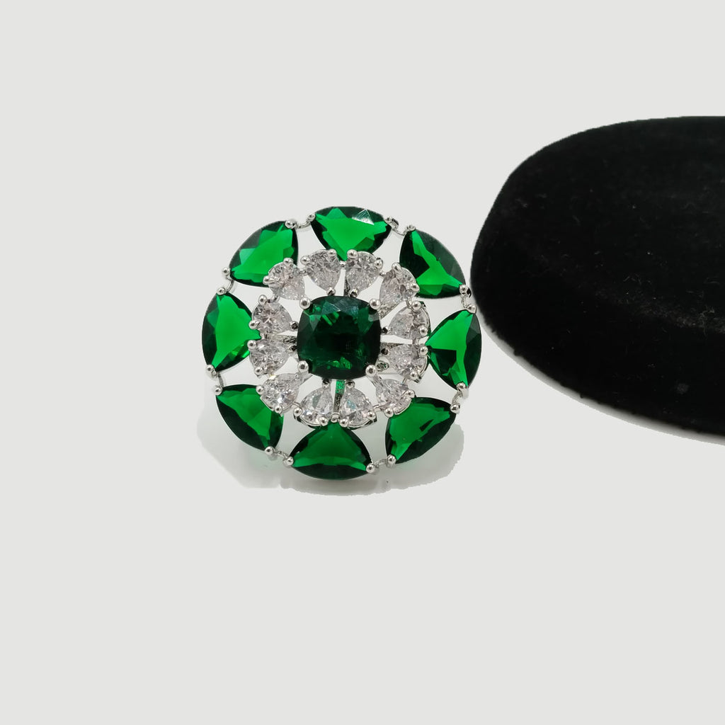 Crystal Sunburst Statement Ring – Adjustable (Silver & Golden)