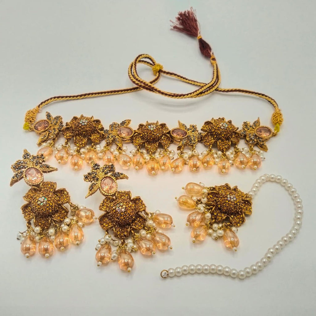 Antique Gold Floral Choker Necklace Set with Peach Beads