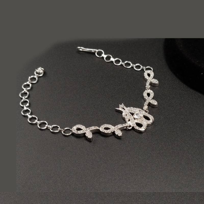 Stylish Infinity Link Bracelet – Silver Chain with Crystals