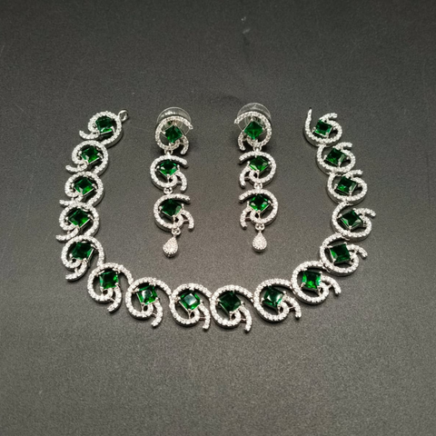 Luxury Teardrop Cubic Zirconia Statement Necklace & Earrings Set - Silver Plated